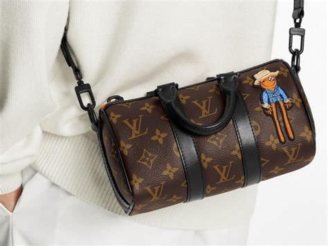 louis vuitton small bag with lock|louis vuitton carry it tote.